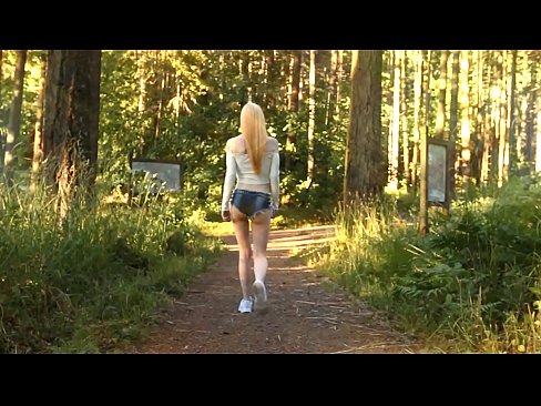 ❤️ Krásná žena se pohybuje pomalu, ne nahé video ️❌  Sex u nás cs.vbdsm.ru ❌️
